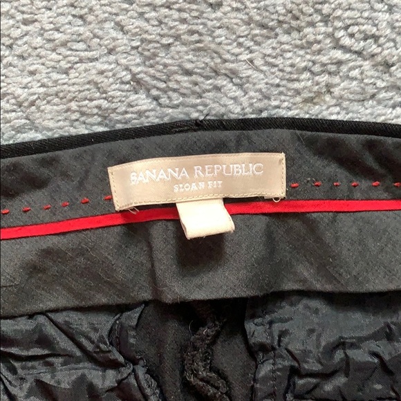 Banana Republic Women’s 2 skinny black pants - Picture 2 of 3